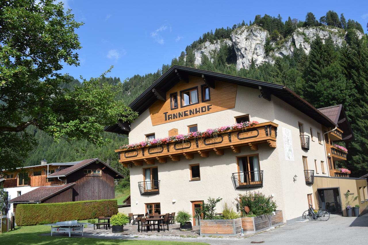 ホテル Der Tannenhof ロイテ エクステリア 写真